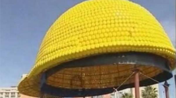 cea mai mare casca de protectie din lume