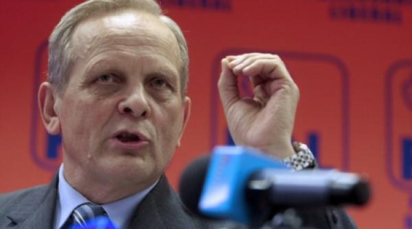 stolojan alocatiile pentru copii ar trebui conditionate de prezenta la scoala