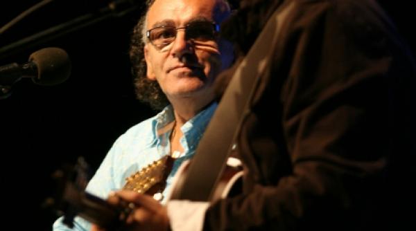 duete de mai batu cu baboi si andries cu mintuleasca