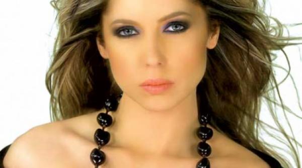 more more cu anca badiu