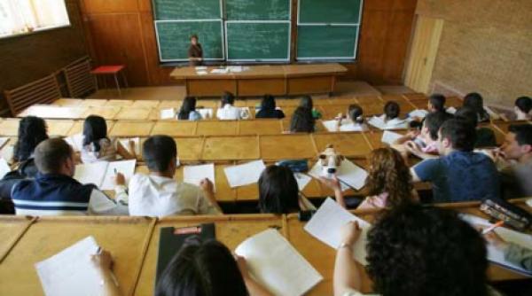 educatia transformata intr un privilegiu social