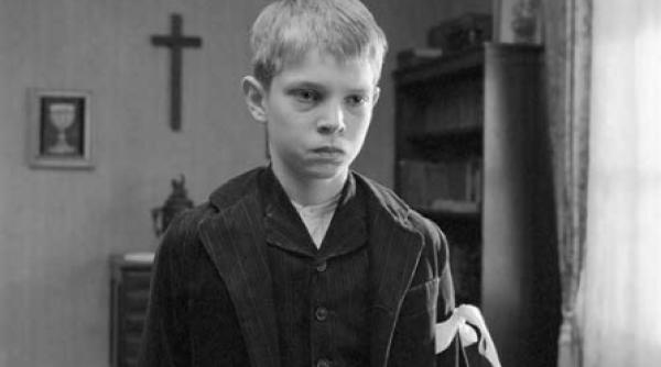 panglica alba la bucuresti