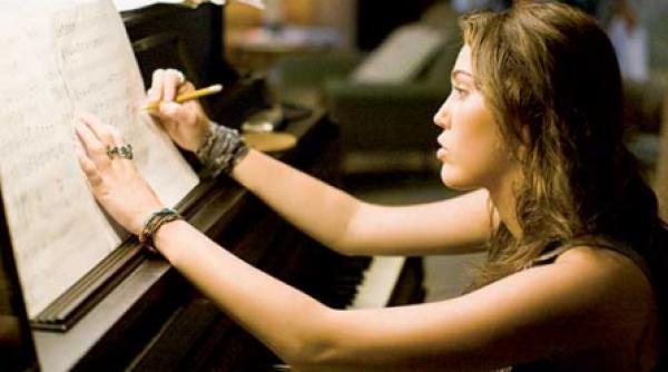 de la hannah montana la ultimul cantec