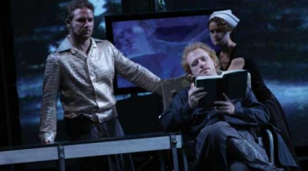 la icoanei de patru ori hamlet american