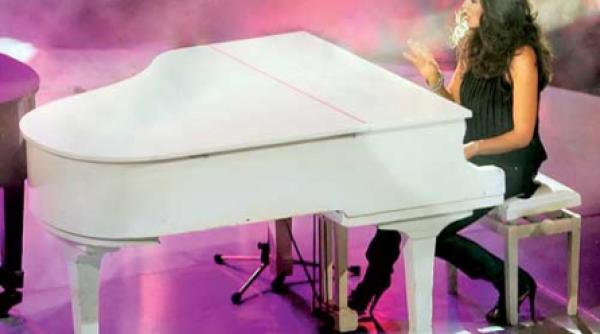 paula seling si ovi premiati de fanii eurovision