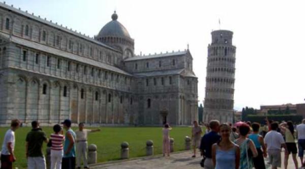 de la turnul din pisa la burj al arab