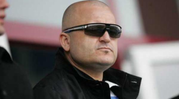 mititelu santajat de dna