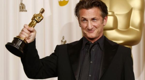 sean penn condamnat pentru lovirea unui paparazzo