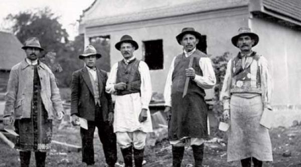 de la muzeul satului romanesc