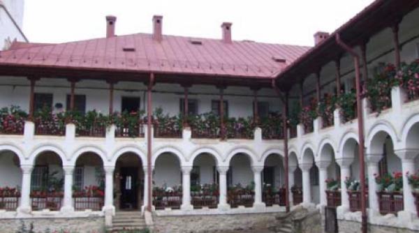 agapia manastirea draga