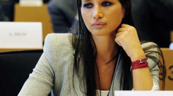 eba stie de la taticu ce nu stie o tara salariile si pensiile vor fi sigur taiate