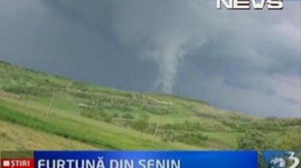 tornada in romania o localitate din bistrita nasaud lovita de furtuna
