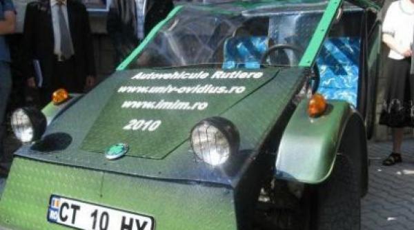 romanii au inventat masina viitorului nu polueaza si are o viteza de 80 km h video