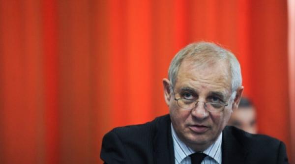 seitan daca nu vom reusi s ar putea ca in 2011 sa operam noi taieri de salarii de 30 sau chiar de 70