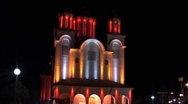 investitii de criza biserica pictata cu 200 000 de euro pe mosia lui hoara