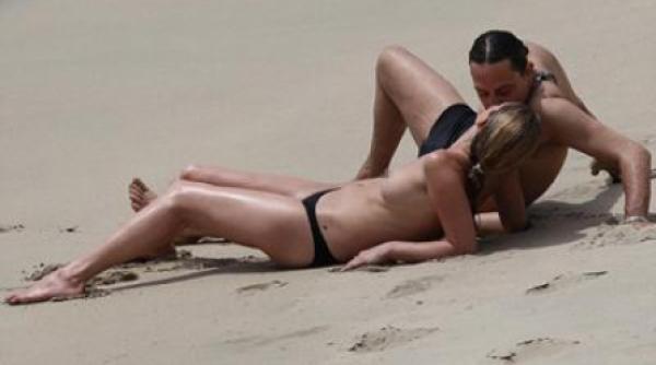 a inceput sezonul estival pentru vedete