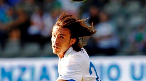 dupa ferdinand si drogba pirlo poate rata si el cm