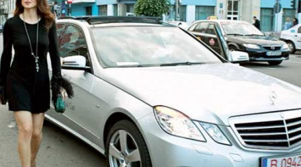 monica si a facut prieteni la tiff