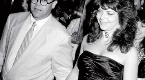 sotia diaintea sotului