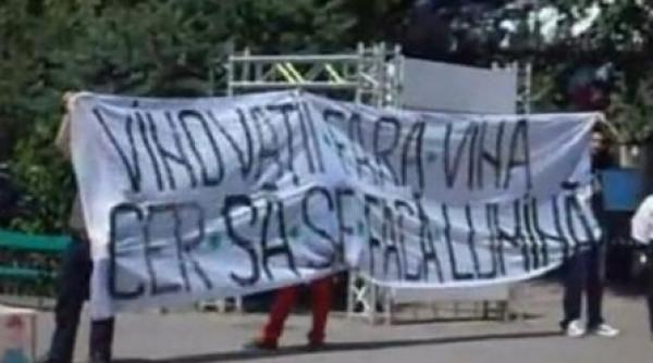 protest in capitala noii golani comemoreaza victimele mineriadei din 1990