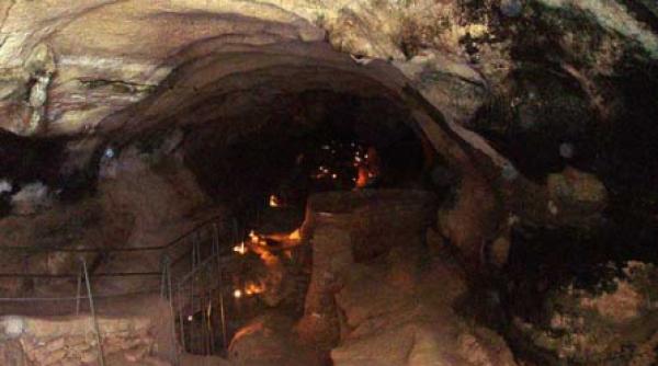 ghar dalam pestera elefantului de malta