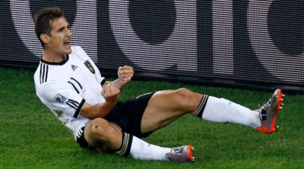 klose i a egalat pe klinsmann si pe sandor kocsis in clasamentul golgeterilor cm