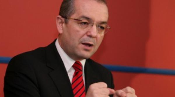 cheltuielile publice cu bunuri si servicii se reduc cu 20 consumul de carburant cu 50