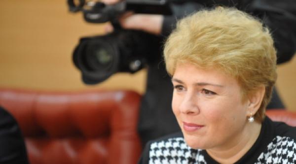 ioan oltean teo trandafir trebuie exclusa din partid s a crezut la teo show