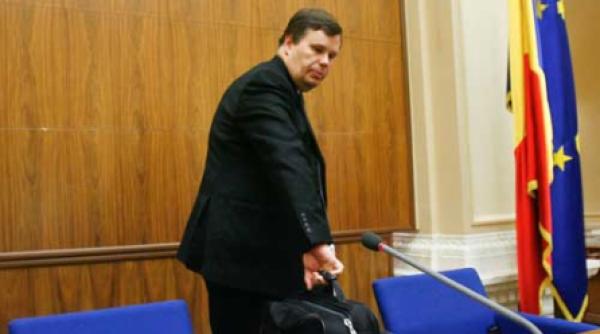 banii de la fmi mai intarzie