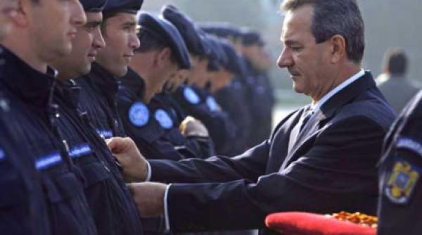 detasatii sri si dgipi la cotroceni au salarii mai mari decat basescu