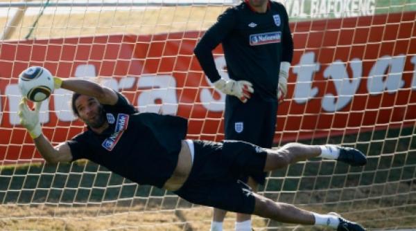 englezii exerseaza loviturile de la 11 metri de 40 de zile