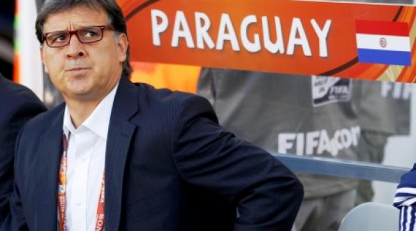 selectionerul paraguayan martino a fost calcat de hoti