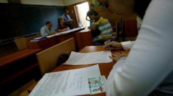 a inceput bac ul azi elevii au sustinut proba scrisa la limba si literatura romana