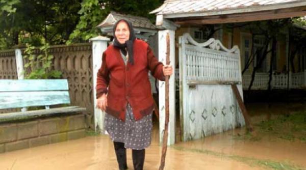 potopul din nord estul tarii tine pana joi