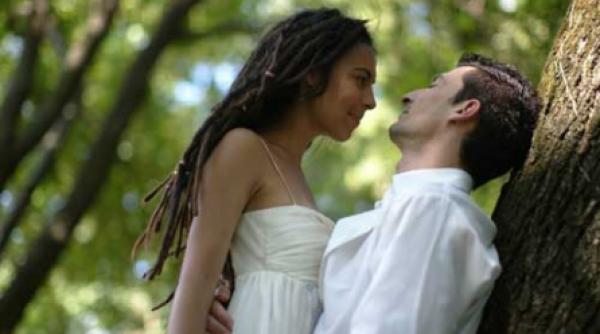 romeo si julieta se joaca in parc