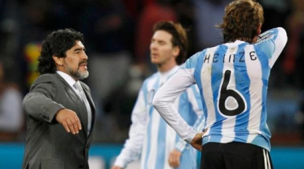 argentinienii vor ca maradona sa ramana selectioner
