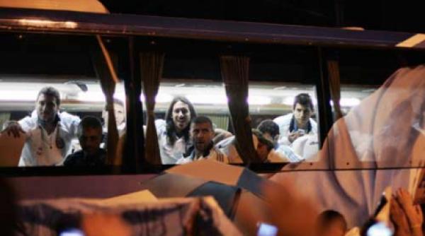 maradona primit regeste acasa