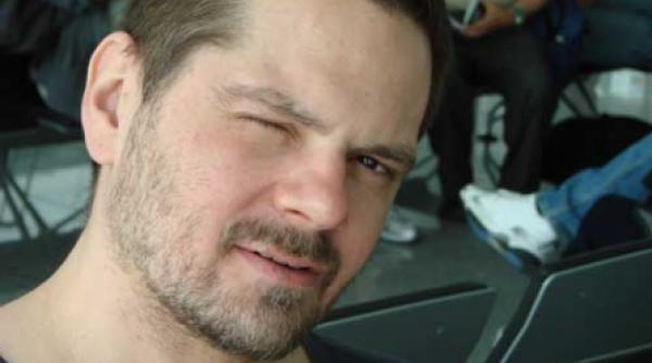 sunt prea batran sa plec din romania