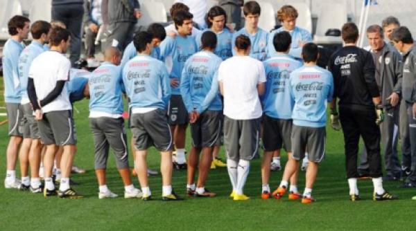 uruguay olanda o dubla campioana vs o dubla vicecampioana