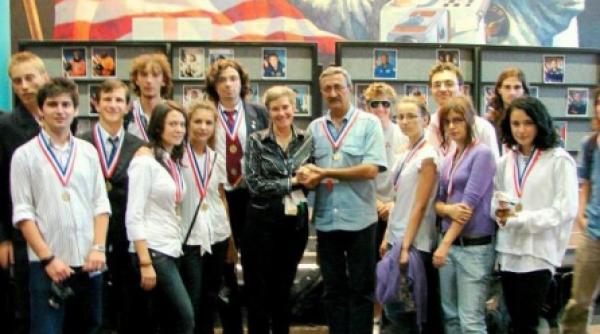 pentru ca nu au bani elevii constanteni ar putea rata finala concursului nasa