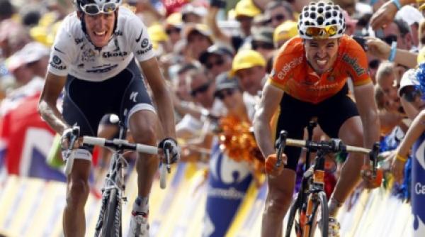 armstrong s a terminat