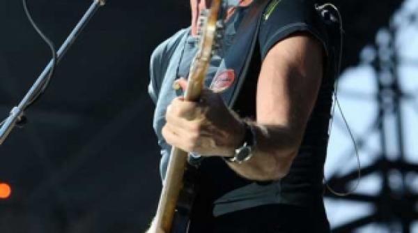 sting canta cu royal philharmonic