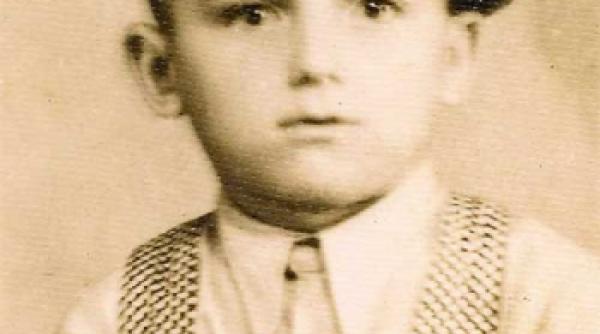 viata lui adrian paunescu povestita de adrian paunescu 50