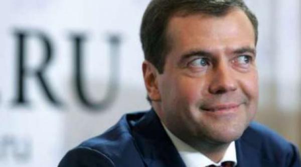 medevedev iranul aproape de potentialul producerii armei atomice