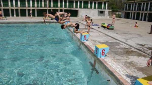 cronica sfarsitului de saptamana in fapte mari si mai marunte