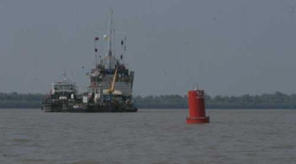 un fluviu niste lucrari si doua tari