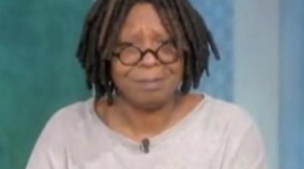 whoopi goldberg ametita la propria emisiune