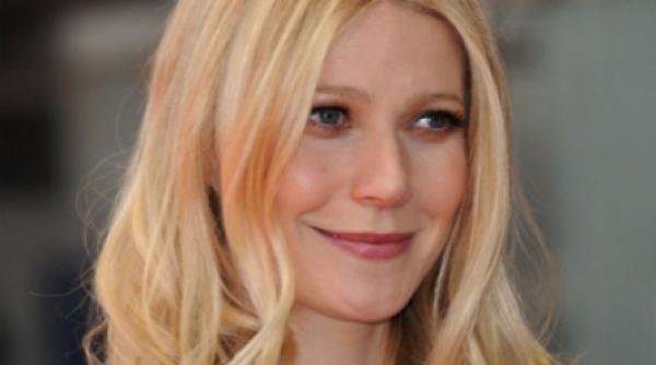 gwyneth paltrow perioada de dupa nasterea lui moses una dintre cele mai negre din viata mea