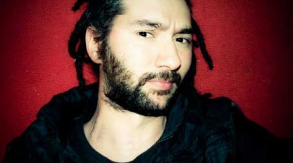 reggae pan la loc comanda