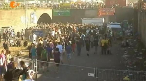 dj la love parade mi s a spus sa incep sa cant desi oamenii mureau zdrobiti